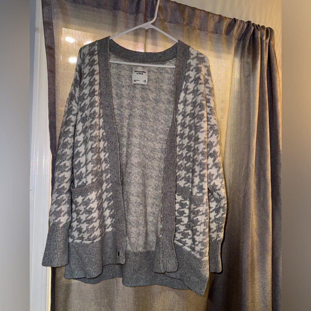 Oversized cardigan